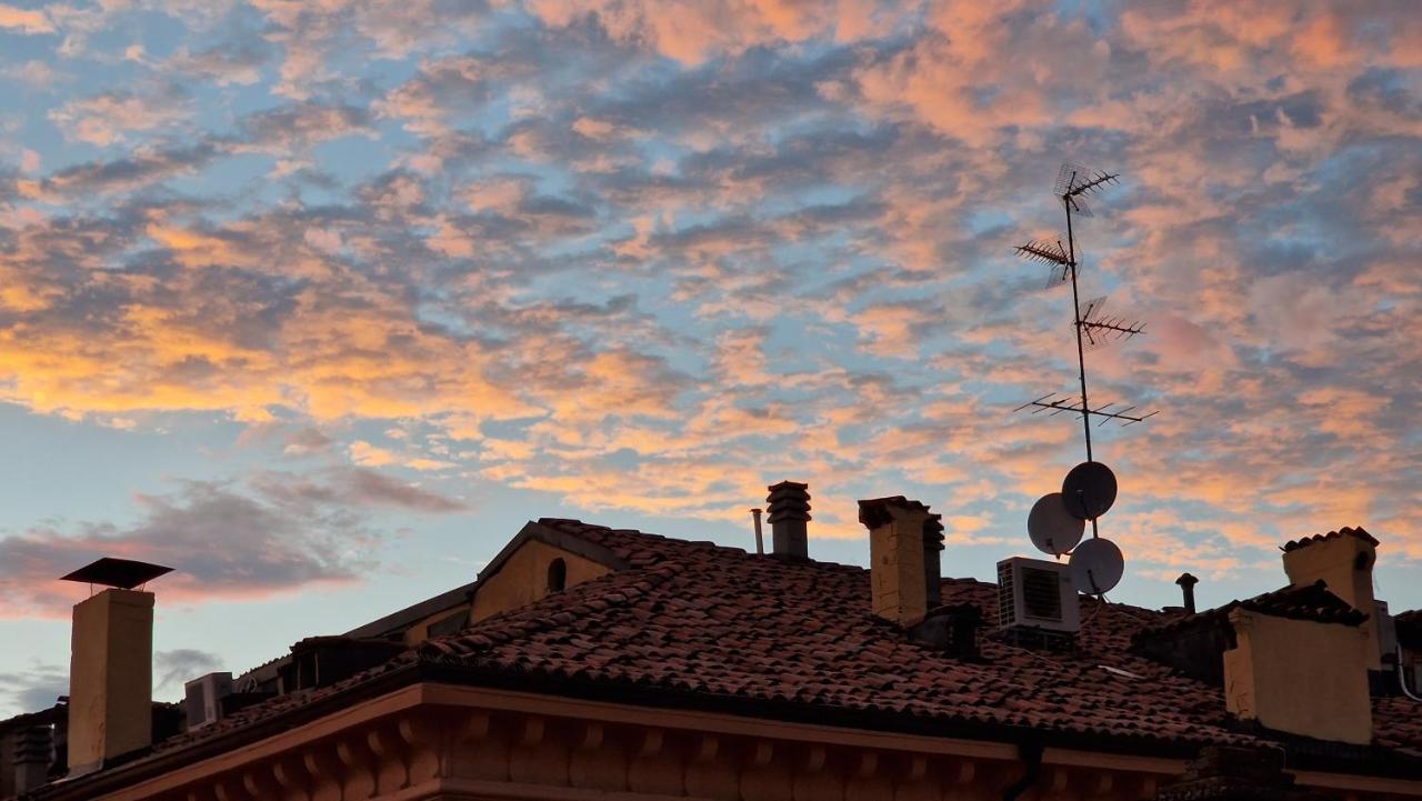 Apartament Monolivi 35 - Affitti Brevi Italia Modena Zewnętrze zdjęcie